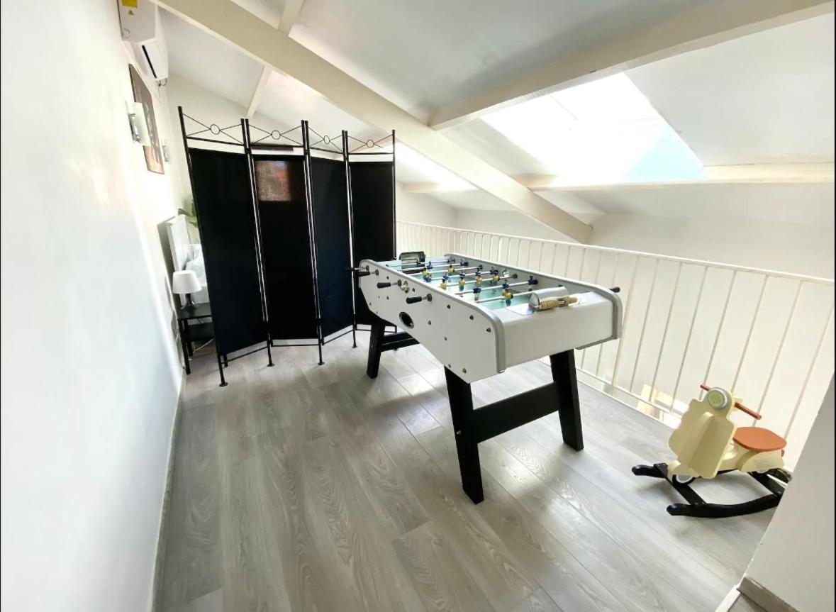 Chez Camille Et David Apartamento Sorgues Exterior foto